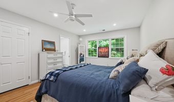 3 Birchcrest Dr, Danbury, CT 06811