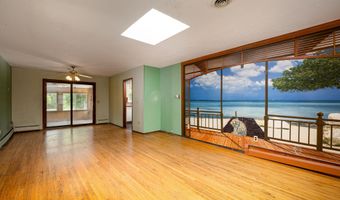 6272 Earhart Rd, Ann Arbor, MI 48105