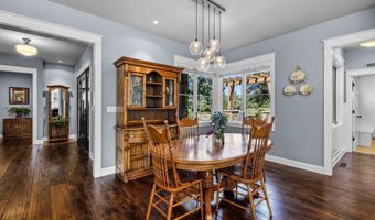 61525 Meeks Trl, Bend, OR 97702