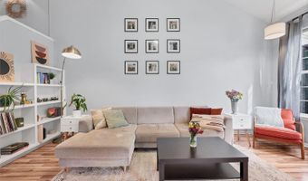 893 S Evanston Cir, Aurora, CO 80012