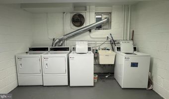 10620 WEYMOUTH St 1, Bethesda, MD 20814