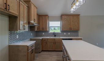 1047 N King St, Alice, TX 78332