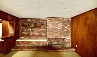 1915 N River Oaks Dr, Abbeville, LA 70510