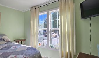 102 Osprey Rd, Alton, NH 03809