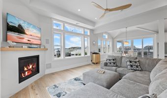 18 Mea Ln, Beach Haven, NJ 08008