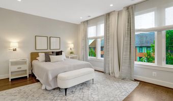 601 SLADE Ct, Alexandria, VA 22314