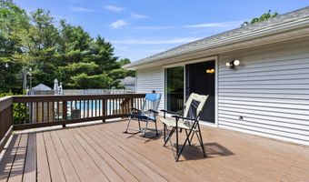 224 Sunderland Dr, Auburn, ME 04210