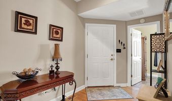 7603 Shannon Lakes Way, Indianapolis, IN 46217
