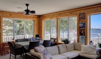 16 Macomber Pt, Alburgh, VT 05440