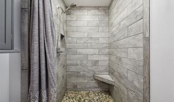 506 2nd Ave SW, Altoona, IA 50009