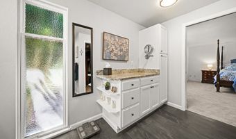 2815 NW EASTWAY Ct, Beaverton, OR 97006
