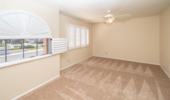 2105 Harbor Cliff Dr, Las Vegas, NV 89128