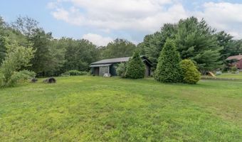 805 Farnum Pike, North Smithfield, RI 02896