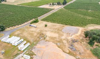 8982 Santiam Loop, Aumsville, OR 97325