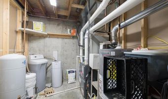 14 Absoraka Dr, Cody, WY 82414