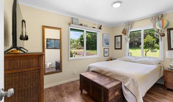 2115 Kaupakalua Rd, Haiku, HI 96708