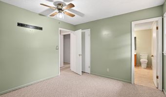 111 Highland Acres Dr, Boiling Springs, SC 29316