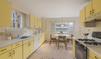 37 Bilodeau Ct, Burlington, VT 05401