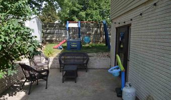 20 E Zeller St, North Liberty, IA 52317