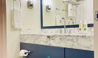 410 Atkinson Dr 2213, Honolulu, HI 96814