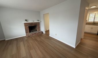 7 Homestead Ln 7, Brookfield, CT 06804