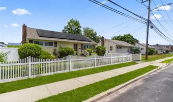 3414 Great Neck Rd, Amityville, NY 11701