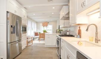 17 Central Ave, Amityville, NY 11701