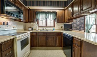 9743 State Route 118, Ansonia, OH 45303