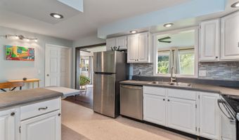 113 Gazo Ave, Burlington, VT 05408