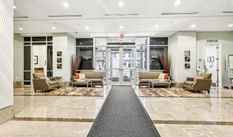 820 N POLLARD St 801, Arlington, VA 22203