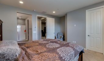 2477 W Market Pl 32, Chandler, AZ 85248