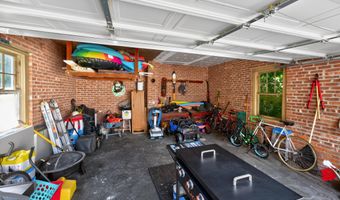 187 S Main Ave, Albany, NY 12208