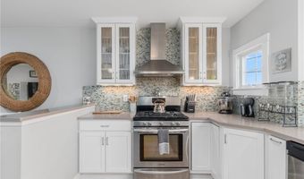 232 Sand Hill Cove Rd 232 C, Narragansett, RI 02882