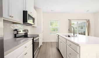 3120 Beeler Ln, Charlotte, NC 28208
