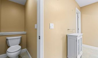38 Harvest Hill Ln 38, Auburn, ME 04210