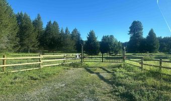 16 Smiths Ferry Dr, Cascade, ID 83611