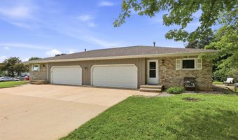 2605 W BIG BEND Dr, Appleton, WI 54914