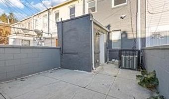 230 N LUZERNE Ave, Baltimore, MD 21224