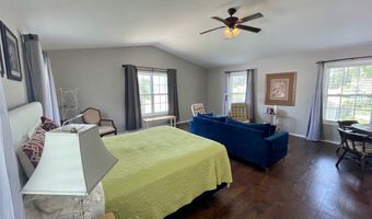 148 20th Ave, Apalachicola, FL 32320