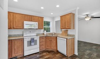 1235 N Mountain Ave 9, Ashland, OR 97520