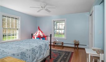 94 Abbott Run Valley Rd, Cumberland, RI 02864
