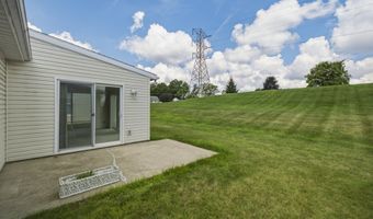 952 Oakbrook Dr, Ashland, OH 44805