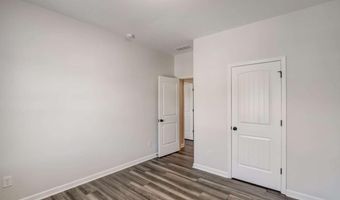 544 Oakside Pl, Acworth, GA 30102