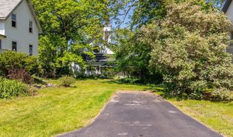 100 Cedar St, Belfast, ME 04915