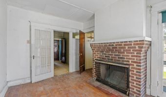 160 Manning Blvd, Albany, NY 12203