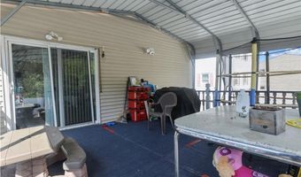 70 Perkins Ave, Cranston, RI 02910