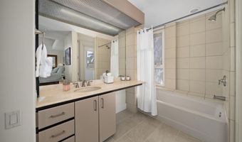 3200 WAILEA ALANUI Dr 406, Kihei, HI 96753