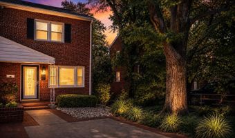 21- A W TAYLOR RUN Pkwy W, Alexandria, VA 22314