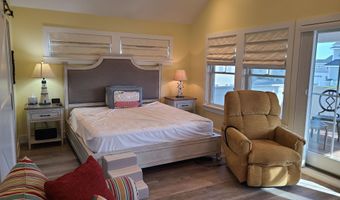 128 30th St, Avalon, NJ 08202