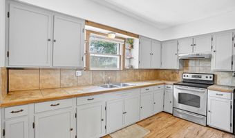 4848 S 50th Rd, Aldrich, MO 65601